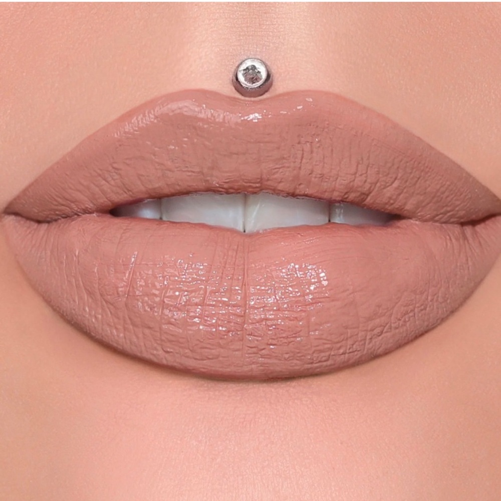 Jeffree Star Nude Lip Gloss